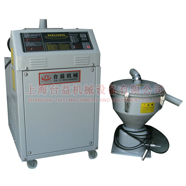 Plastic suction machine 