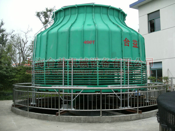 Cooling tower for injection factory 